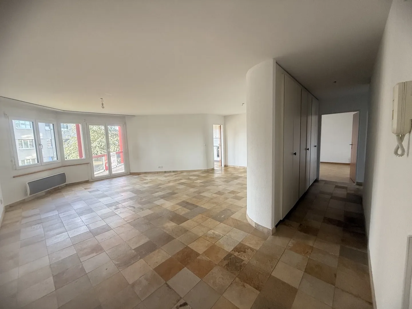 Spacieux 4.5 pièces à Villars-sur-Glâne ! - Photo 3 sur 6