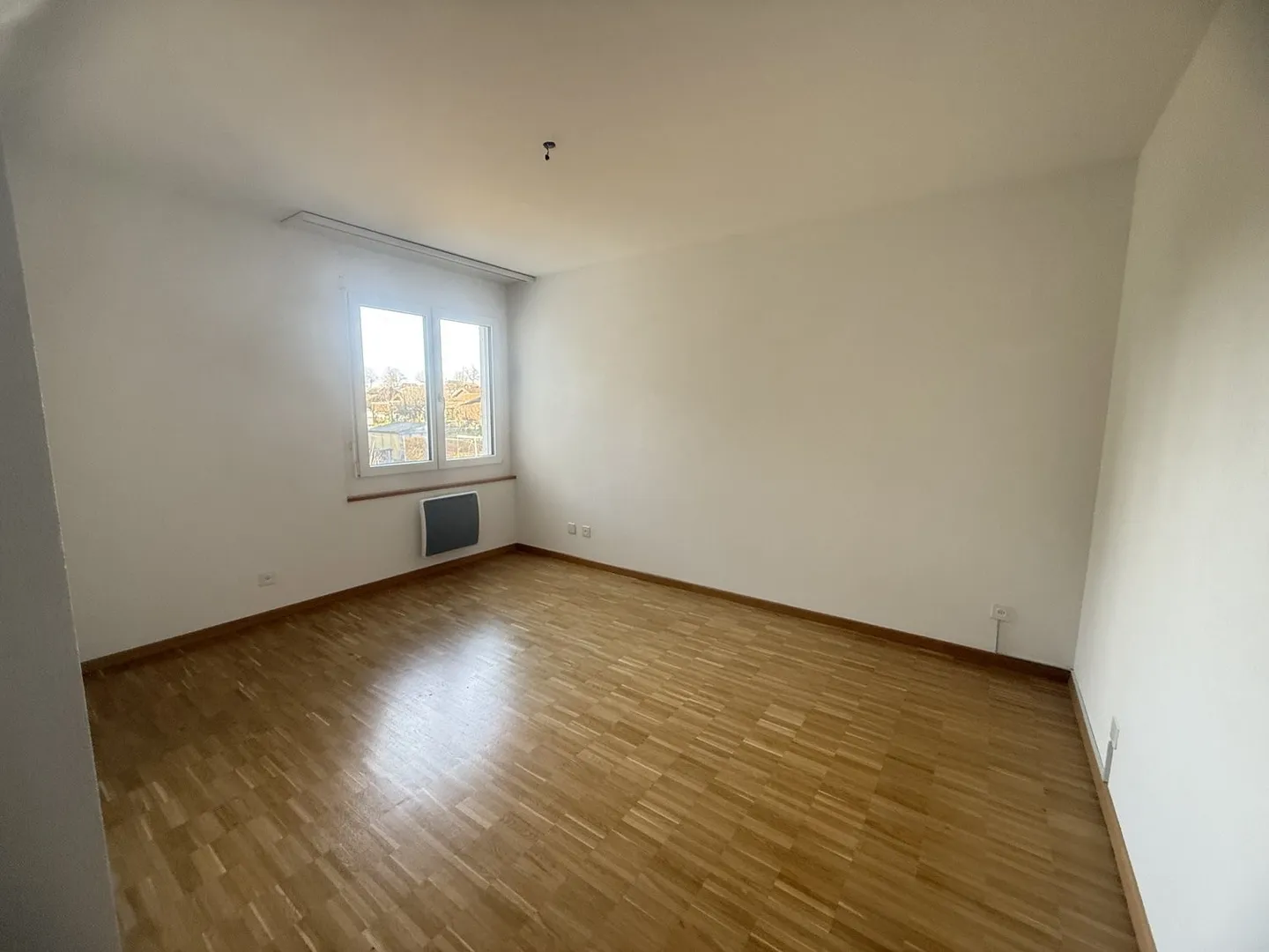 Spacieux 4.5 pièces à Villars-sur-Glâne ! - Photo 4 sur 6