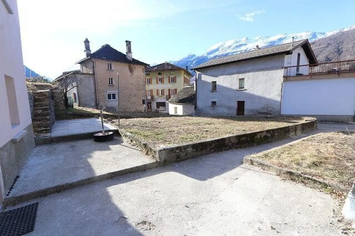 Casa di 4 locali con giardino con rustico da ristrutturare - Foto 12 di 12