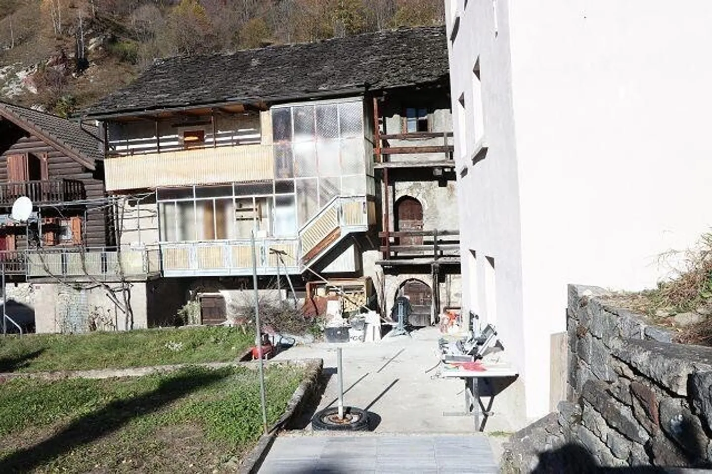 Casa di 4 locali con giardino con rustico da ristrutturare - Foto 10 di 12