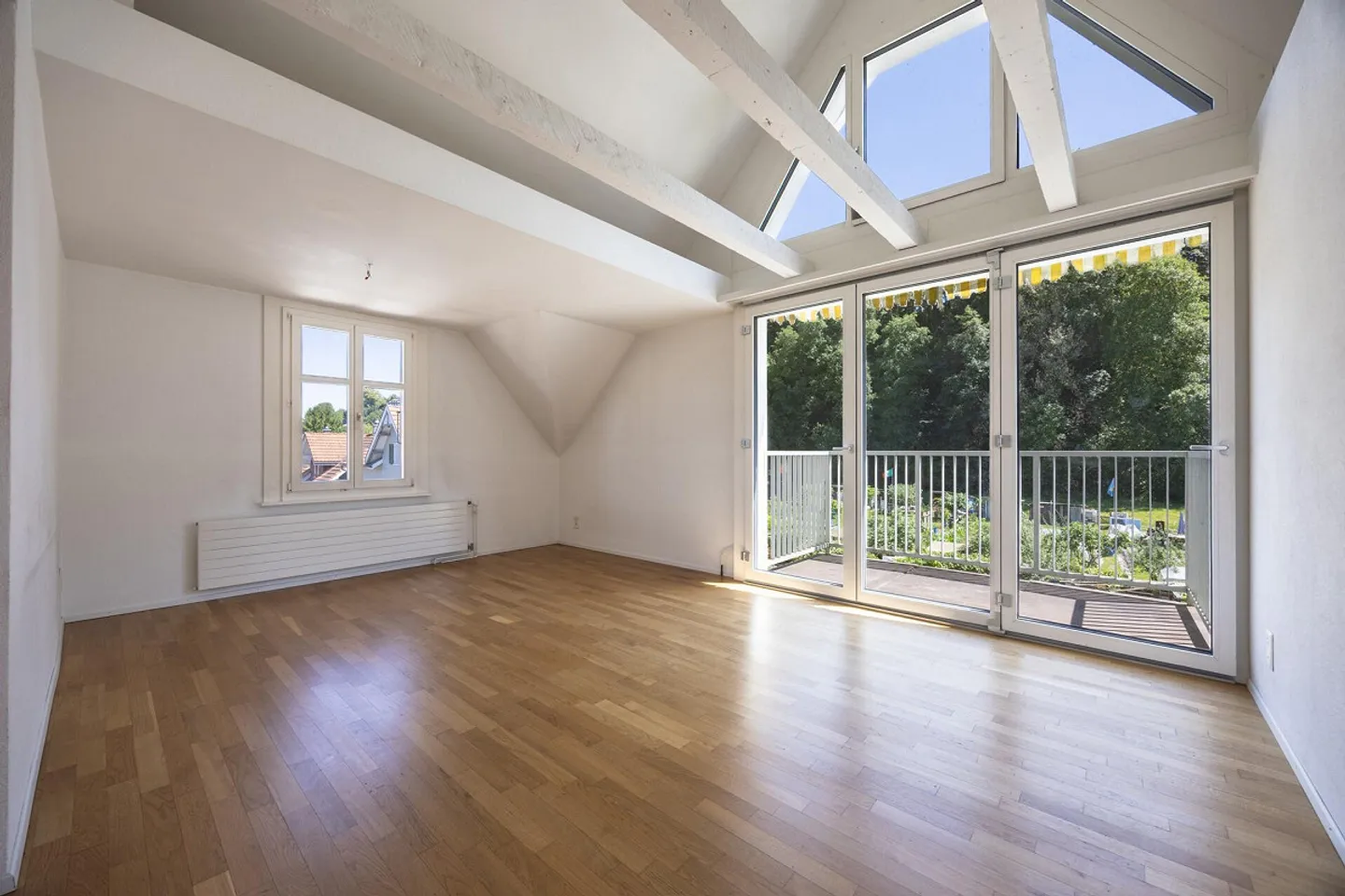 5.5-room single-family house with a separate apartment - Photo 9 of 15