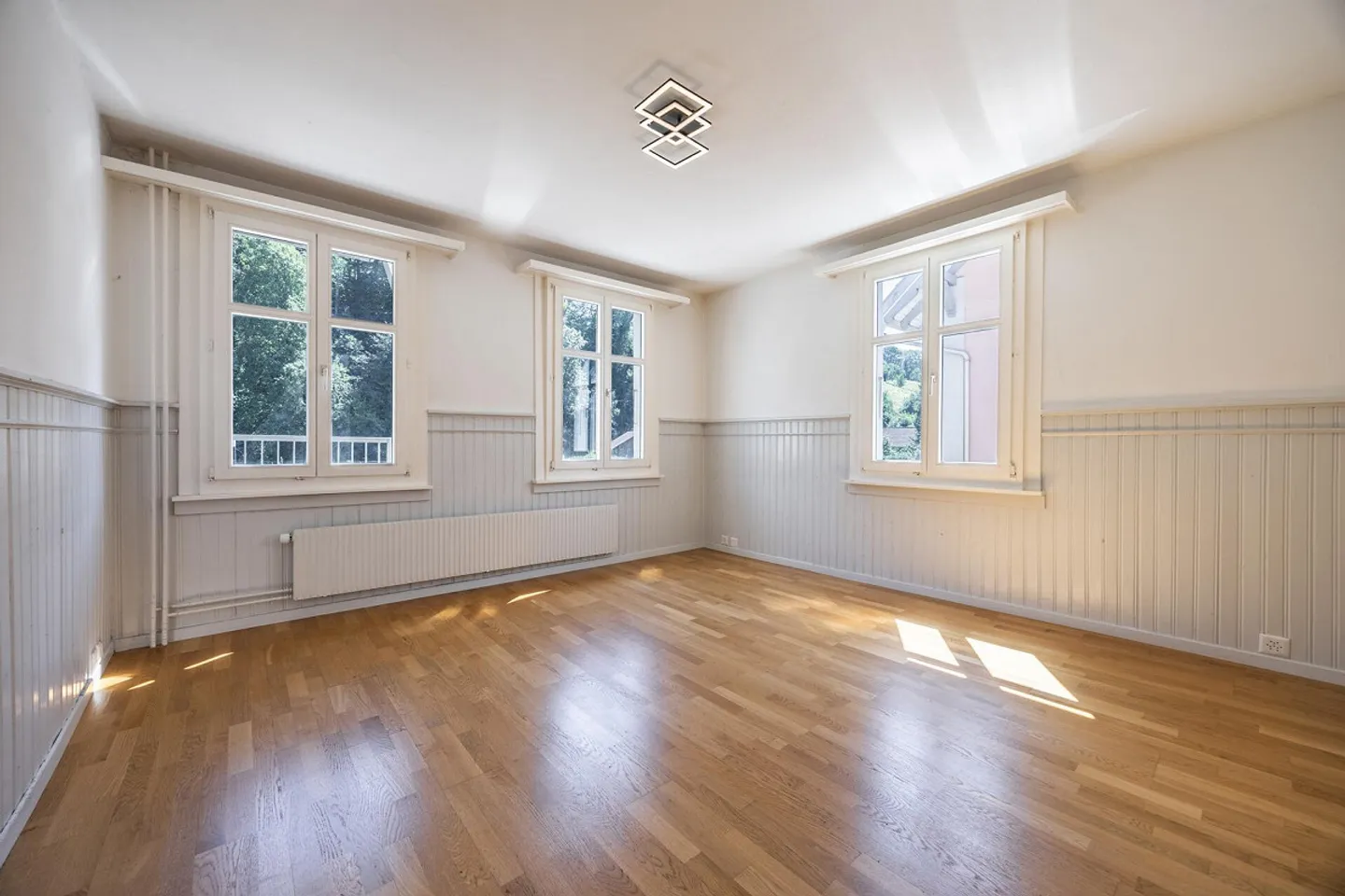 5.5-room single-family house with a separate apartment - Photo 6 of 15