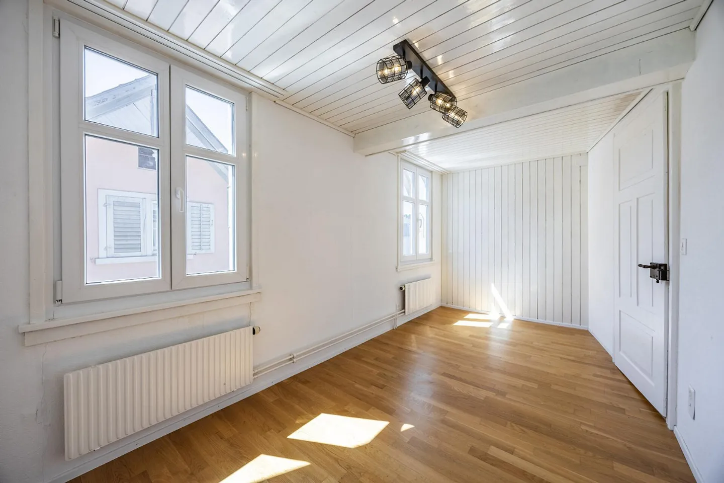 5.5-room single-family house with a separate apartment - Photo 12 of 15