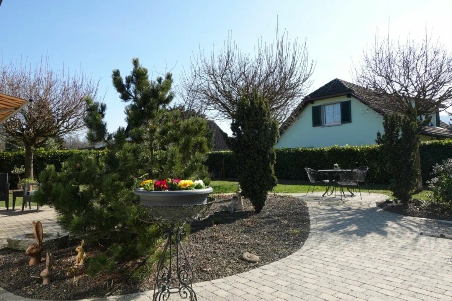 Casa unifamiliare con grande giardino - Foto 15 di 30