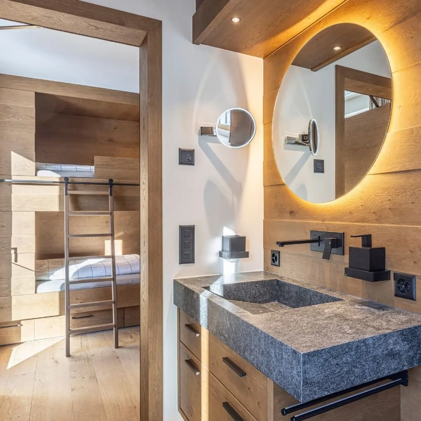 Discover the Vesta Chalets: Luxury Living Experience at Lauchernalp - Photo 9 of 13