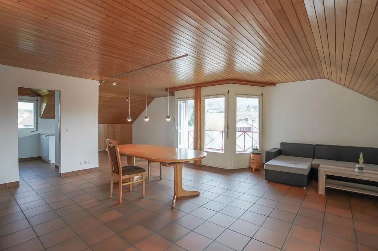 Charmante appartement sous les combles de 90 m² - près du lac de Morat - Photo 13 sur 13