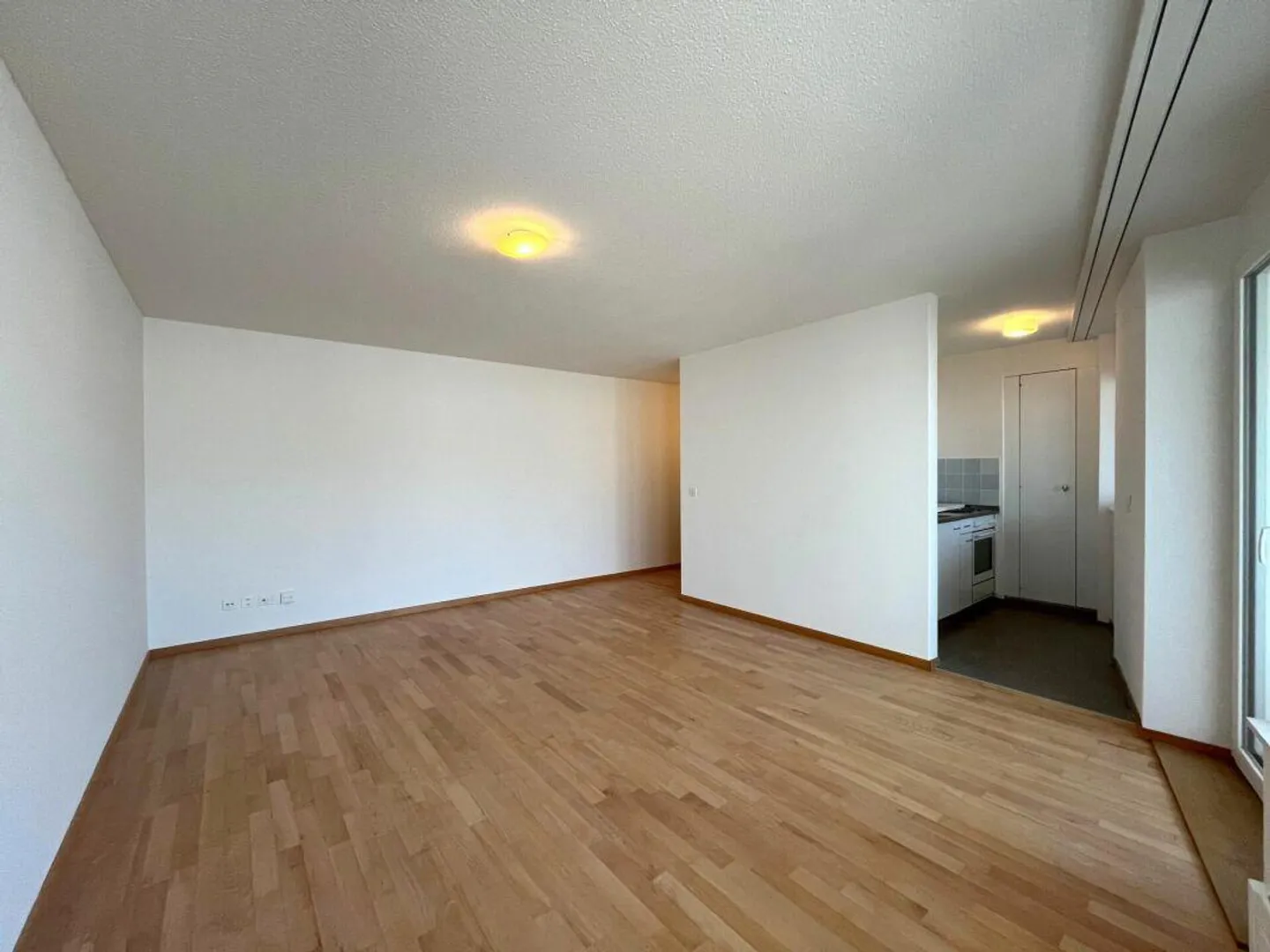 1-room apartment in Lucerne! - Photo 1 of 5