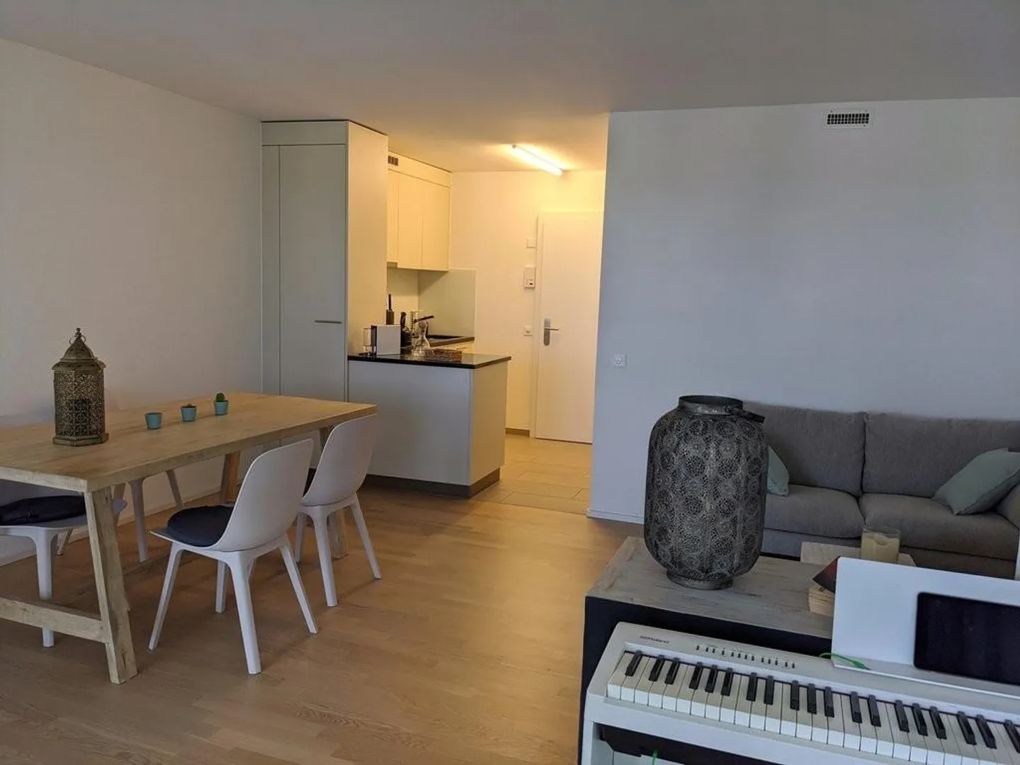 Modern 1.5-room apartment in the green for rent - Photo 1 of 4