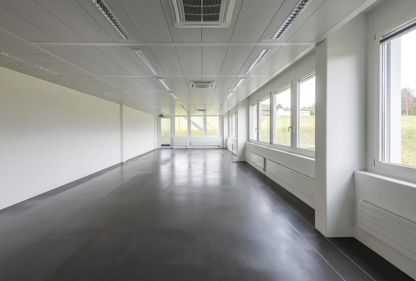 Attractive Office Space in Baar - Photo 3 of 8