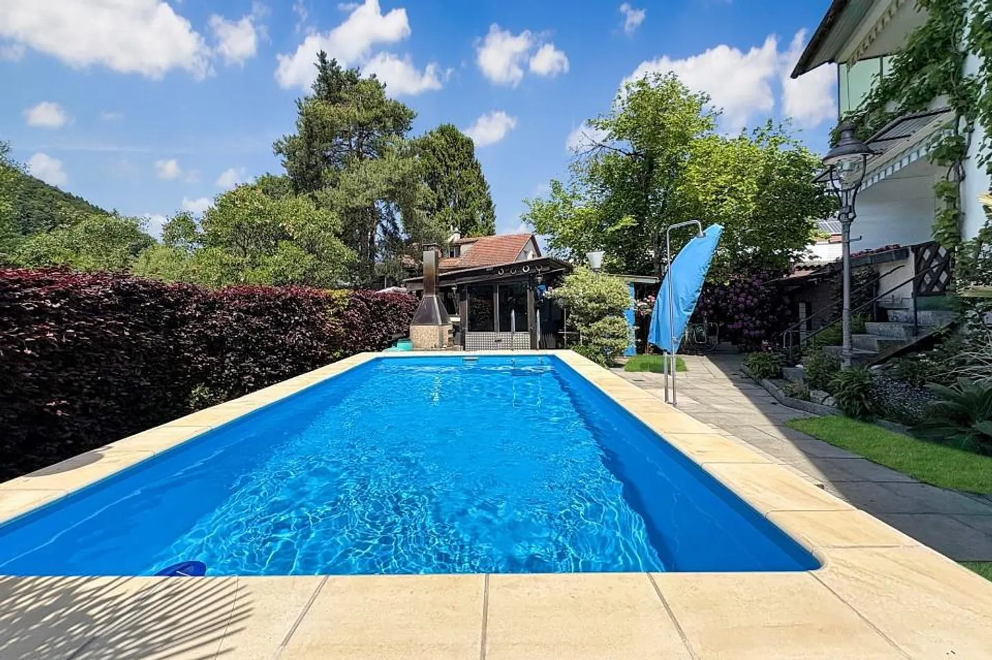 Maison bifamiliale avec piscine et jardin magnifique au bord de la Worble - Photo 2 sur 13