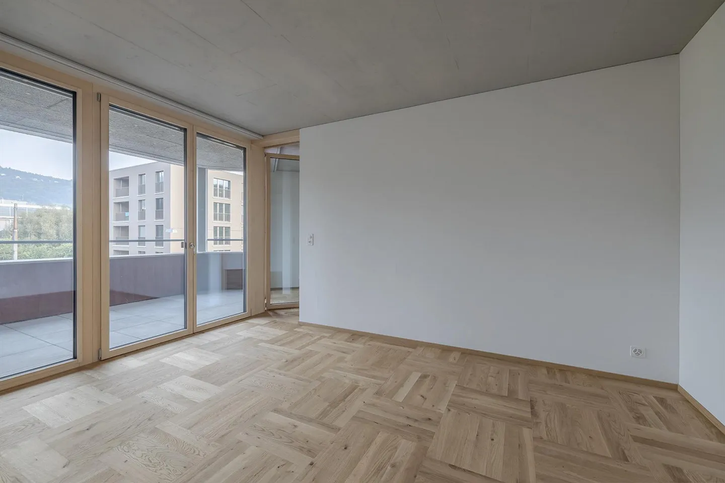 3.5 Room Apartment in Biel - Photo 6 of 11