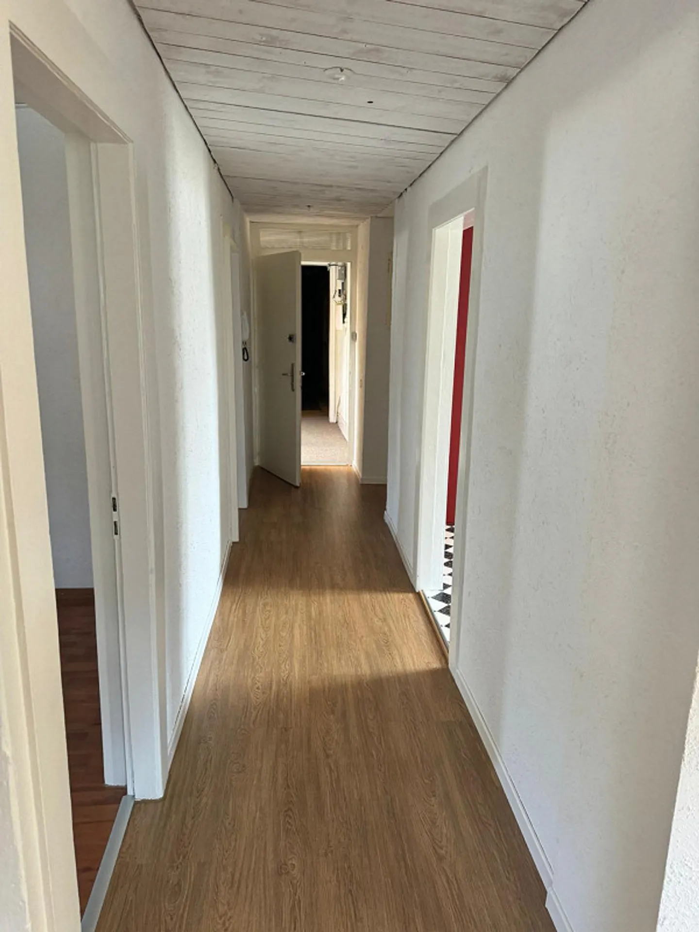 Appartamento affascinante con 4 stanze nel cuore di Biel - Foto 4 di 12