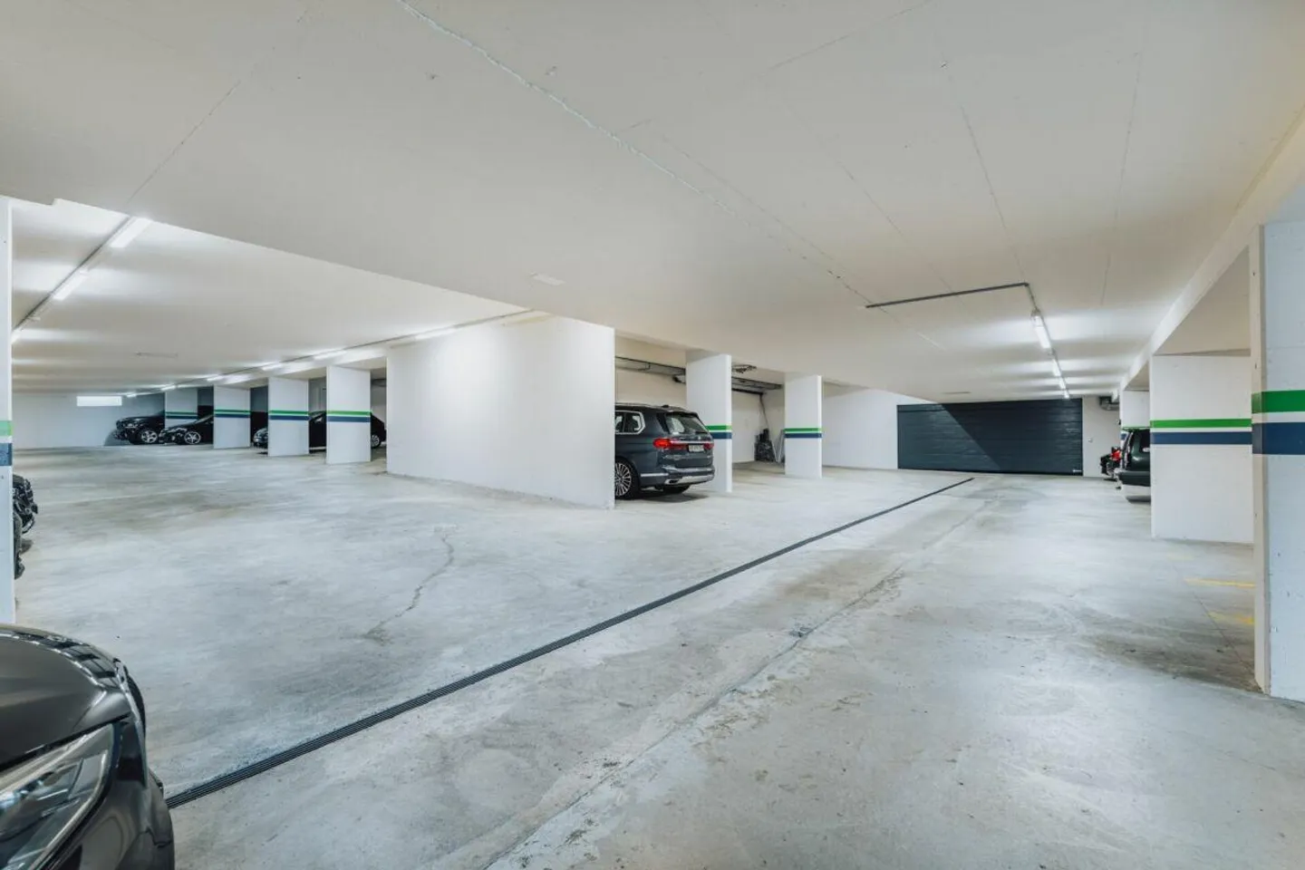 Service/Office Space in a Good Traffic Location - Photo 14 of 20