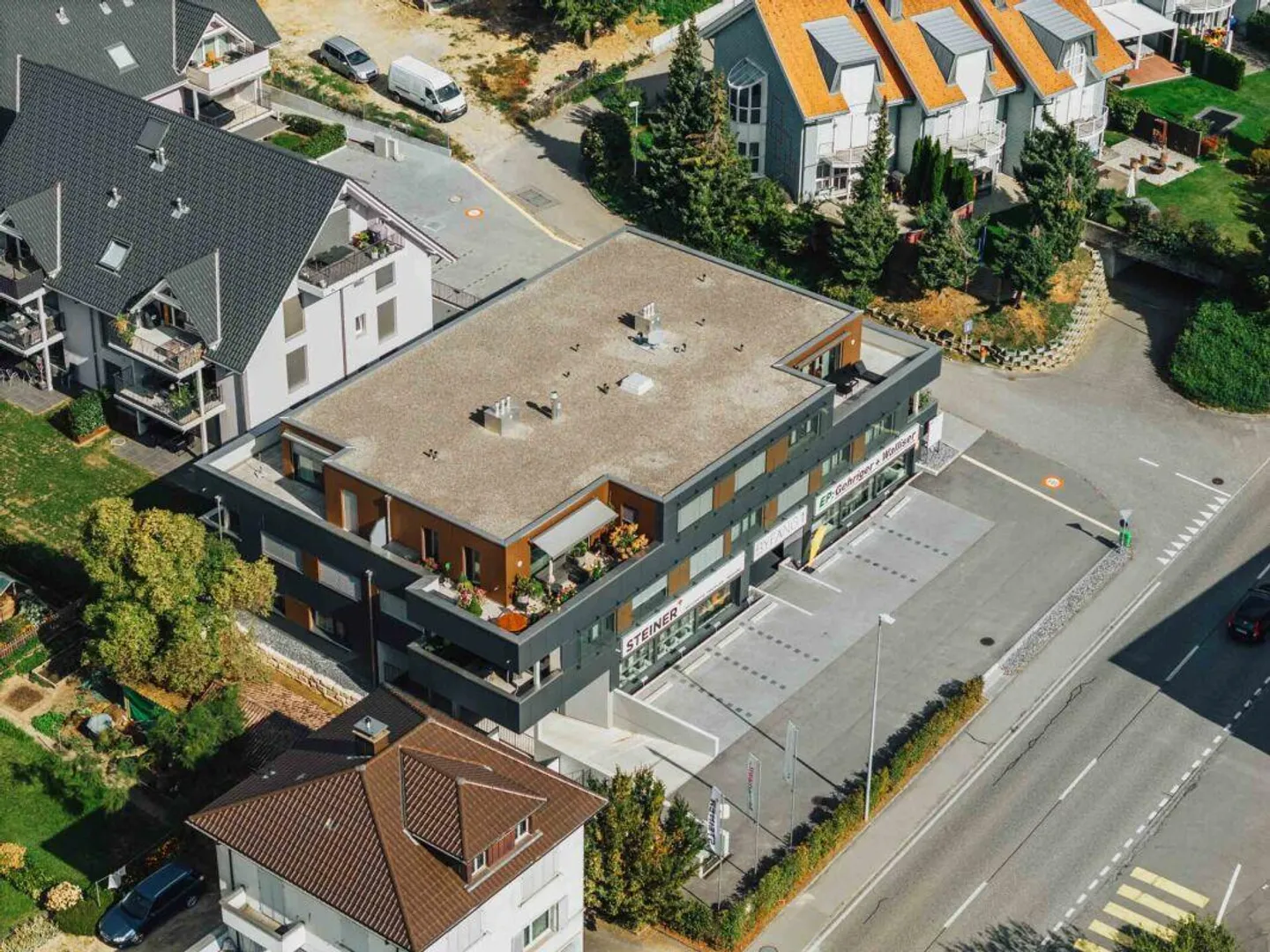 Service/Office Space in a Good Traffic Location - Photo 18 of 20