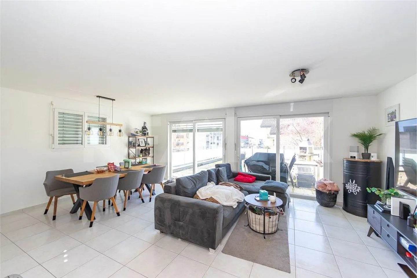 Maison de moitié/Maisonette avec grande terrasse - Photo 5 sur 13