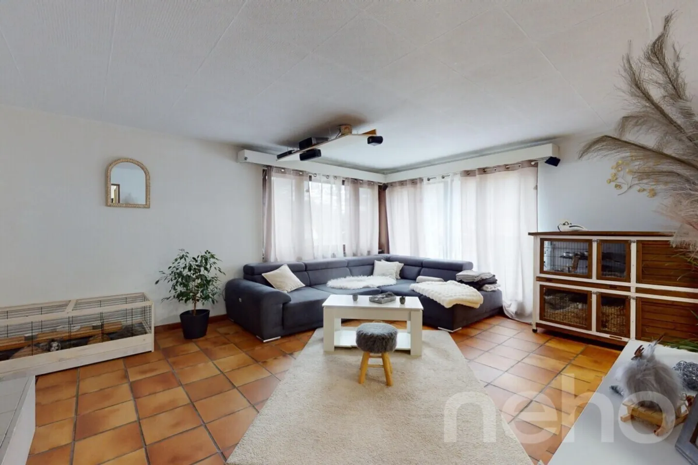 House with potential: two apartments just steps from Sion - Photo 5 of 13