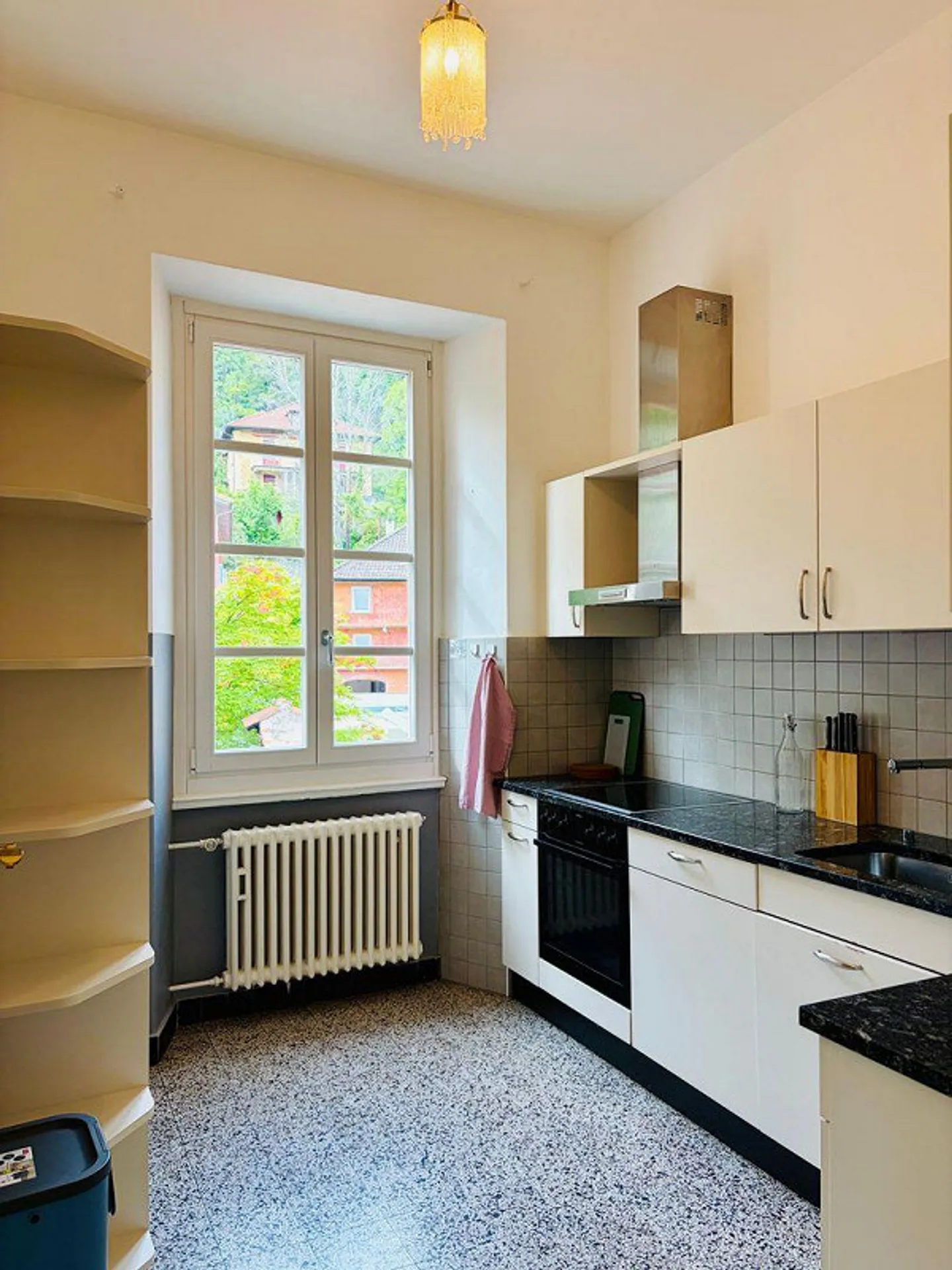 Eine Wohnung voller Charme und Atmosphäre - Foto 2 von 8