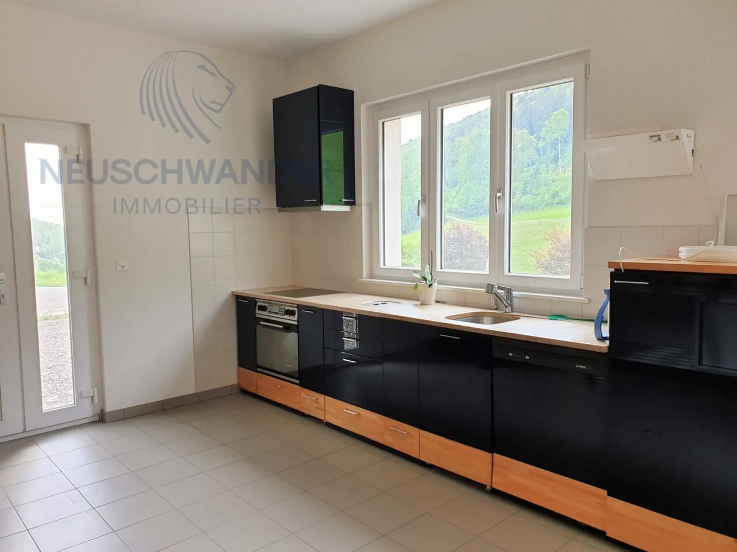 In the heart of the countryside studio 1.5 rooms on 35 m2 - Photo 2 of 7