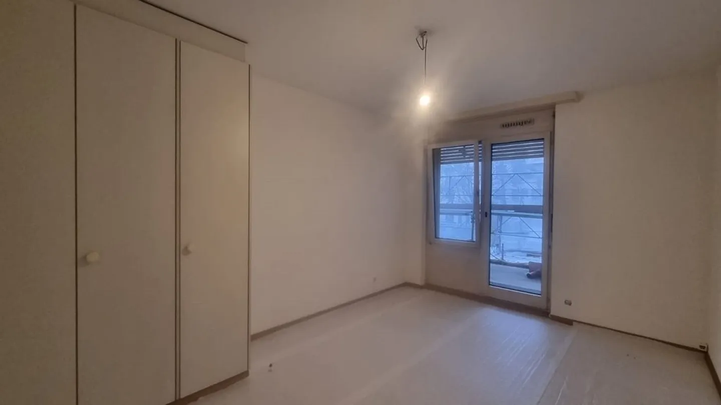 Beautiful apartment with terrace and balcony in the heart of Petit-Lancy - Photo 5 of 8