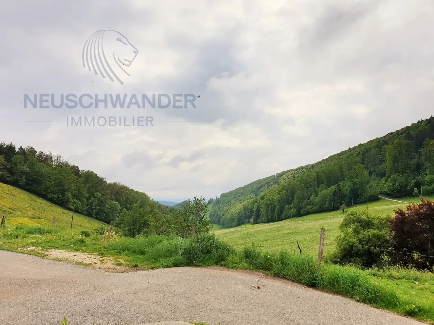 In the heart of the countryside studio 1.5 rooms on 35 m2 - Photo 7 of 7