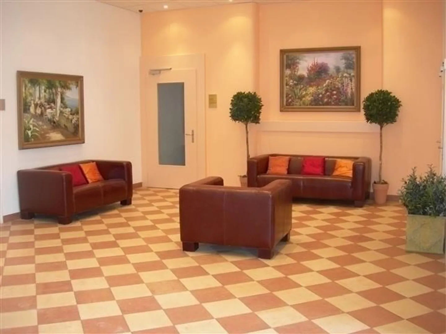 Espace commercial sec idéal comme bureau de startup - Photo 5 sur 7