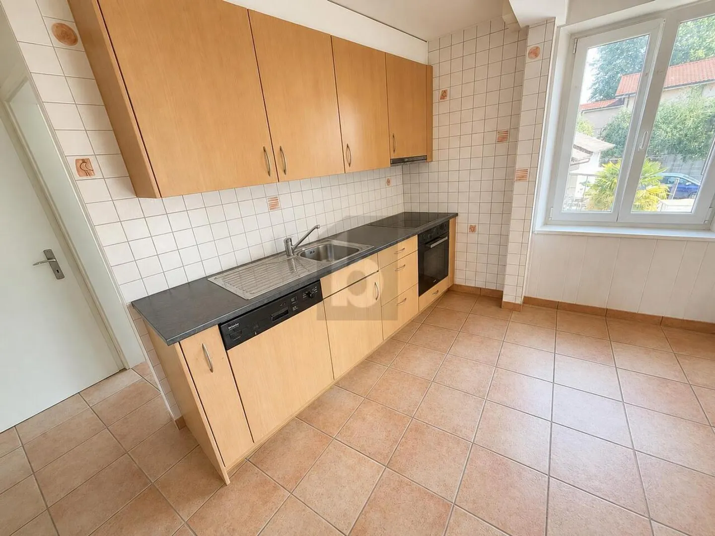 Appartement Familial Spacieux 5 Pièces - Photo 2 sur 5