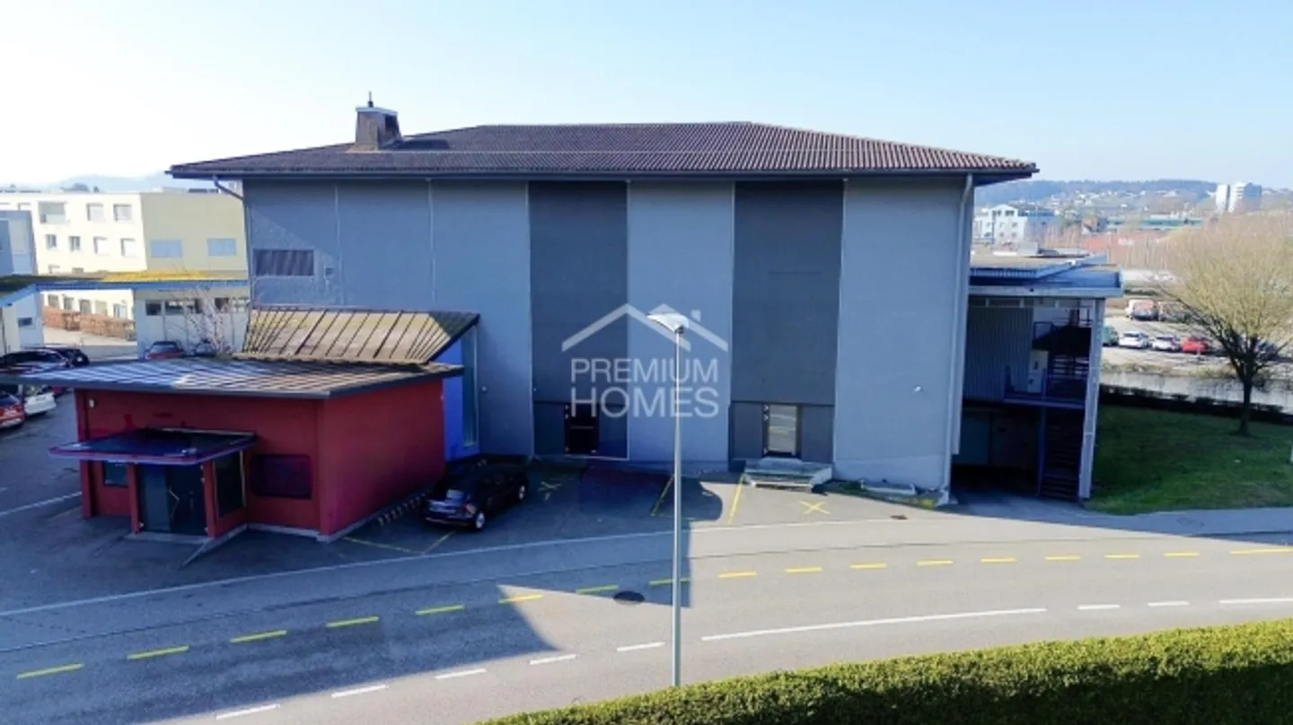 Opportunité d'investissement unique dans un emplacement central ! - Photo 2 sur 5