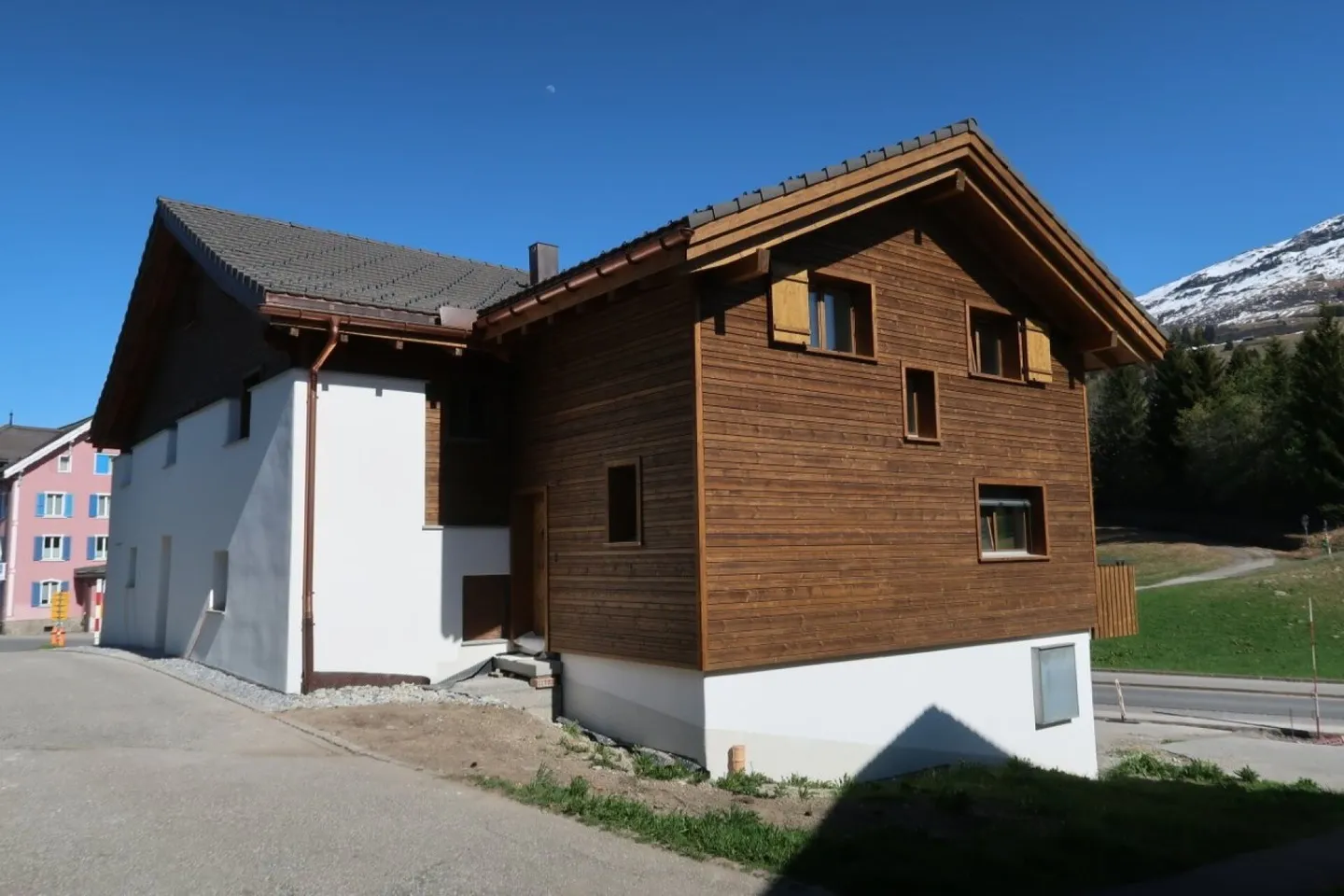 3½-Room Apartment in a Two-Family House - Photo 1 of 11