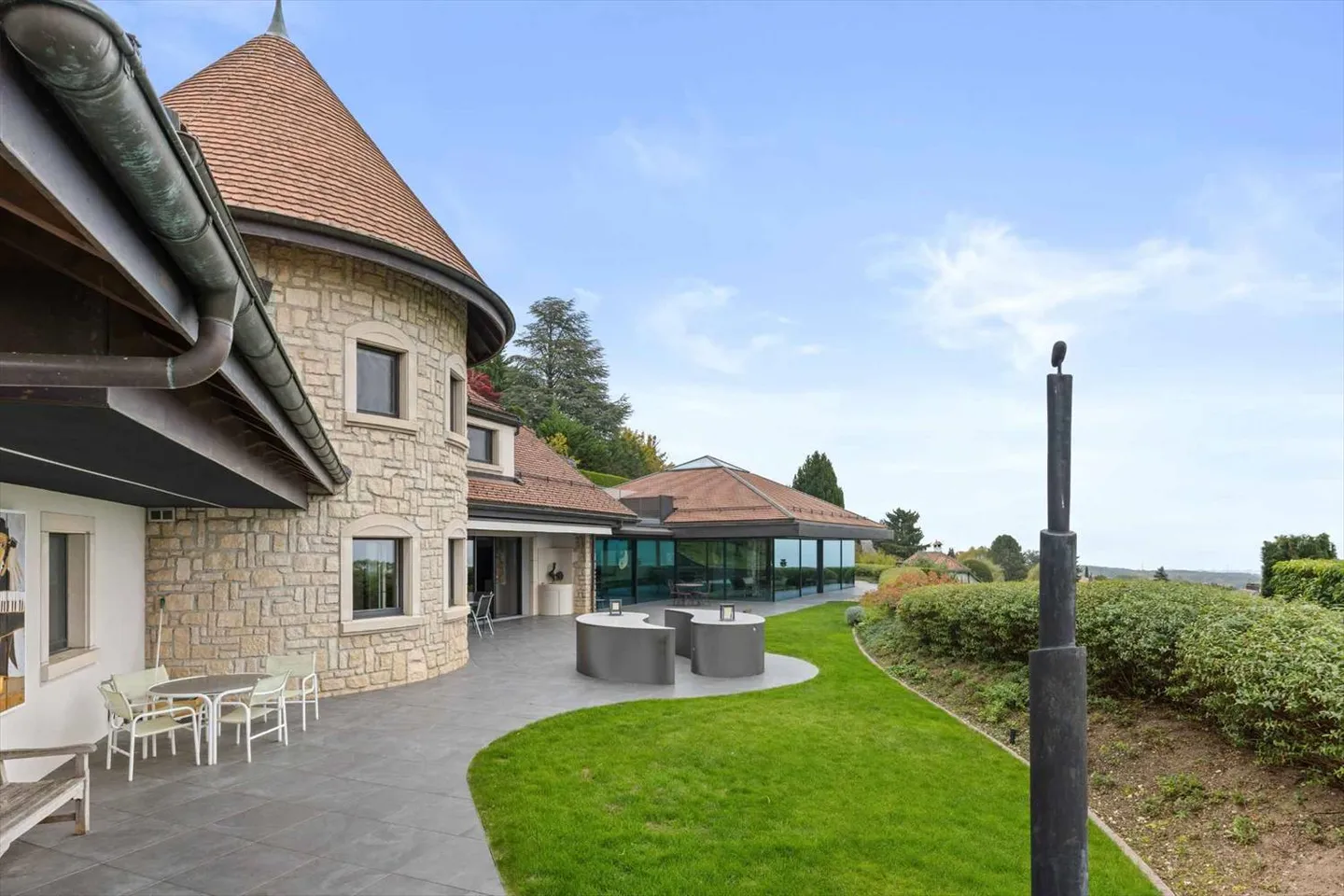 Extraordinary property with indoor pool and view of Lake Geneva - Photo 9 of 13