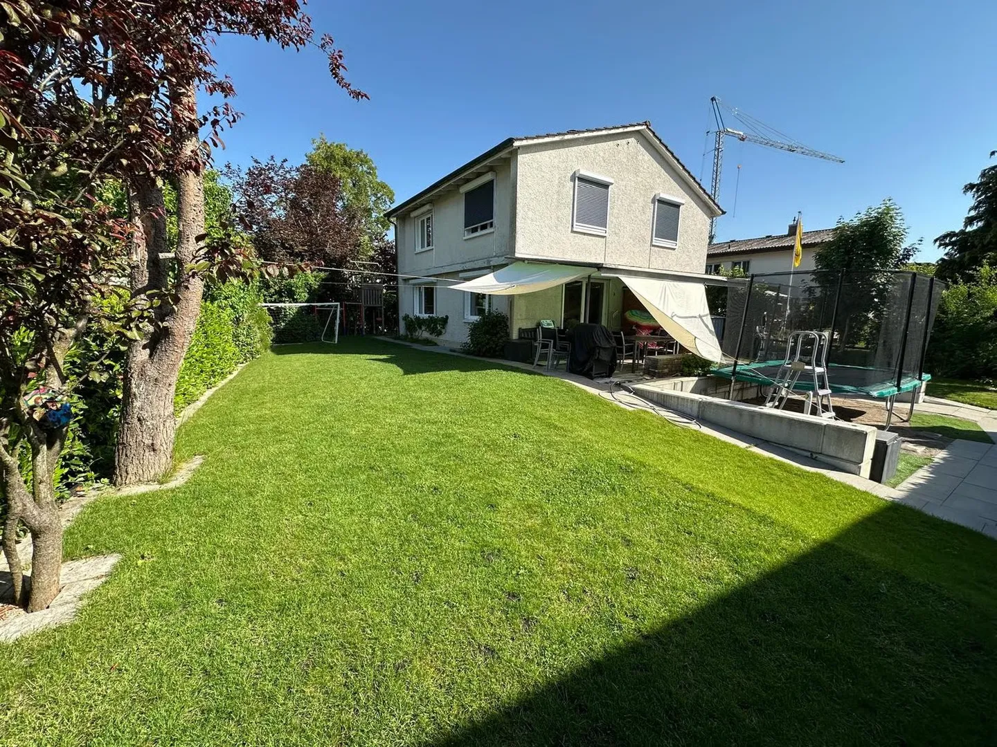 Möbliertes Einfamilienhaus - Foto 1 von 6