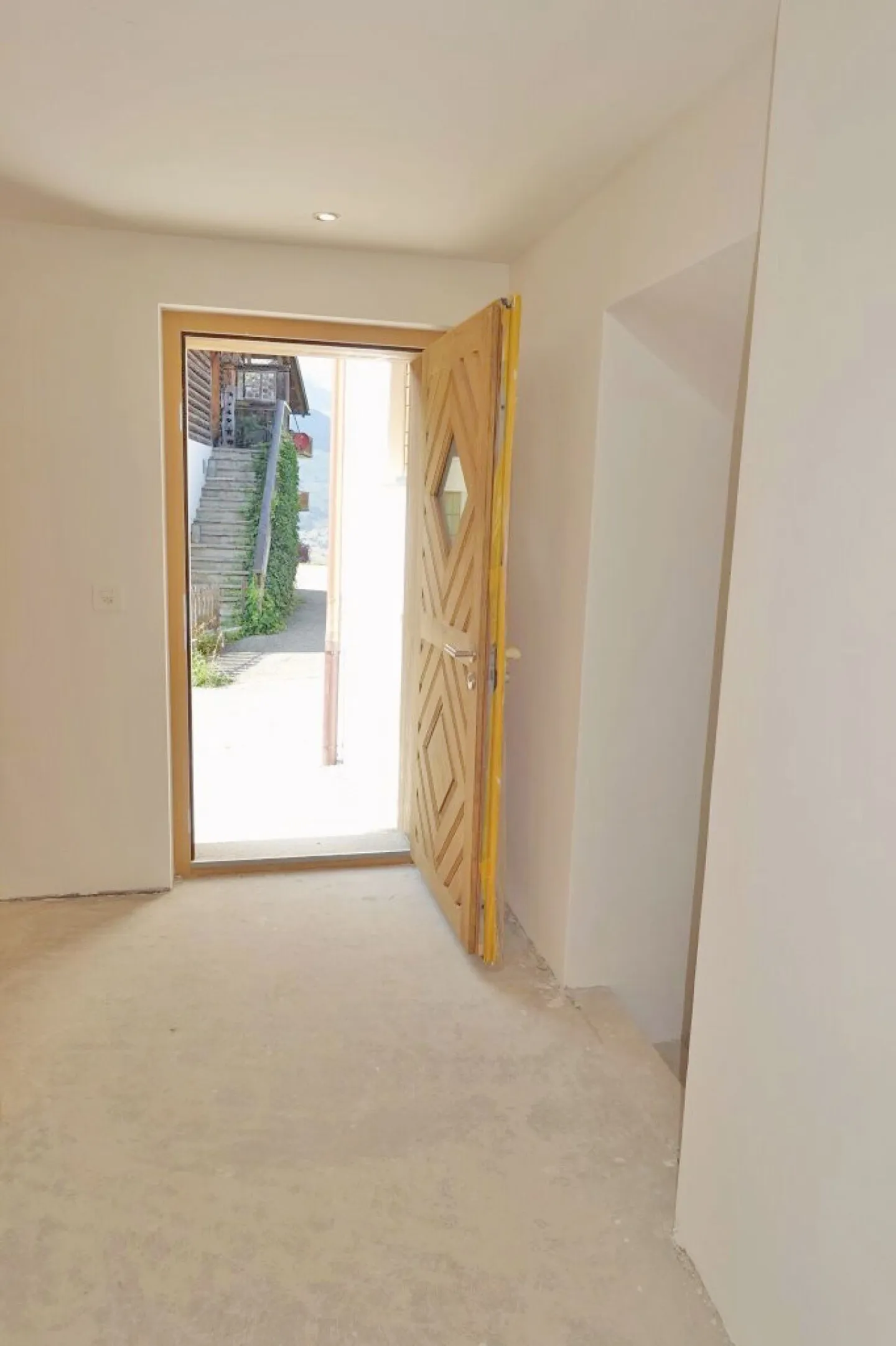 3½-Room Apartment in a Two-Family House - Photo 8 of 11