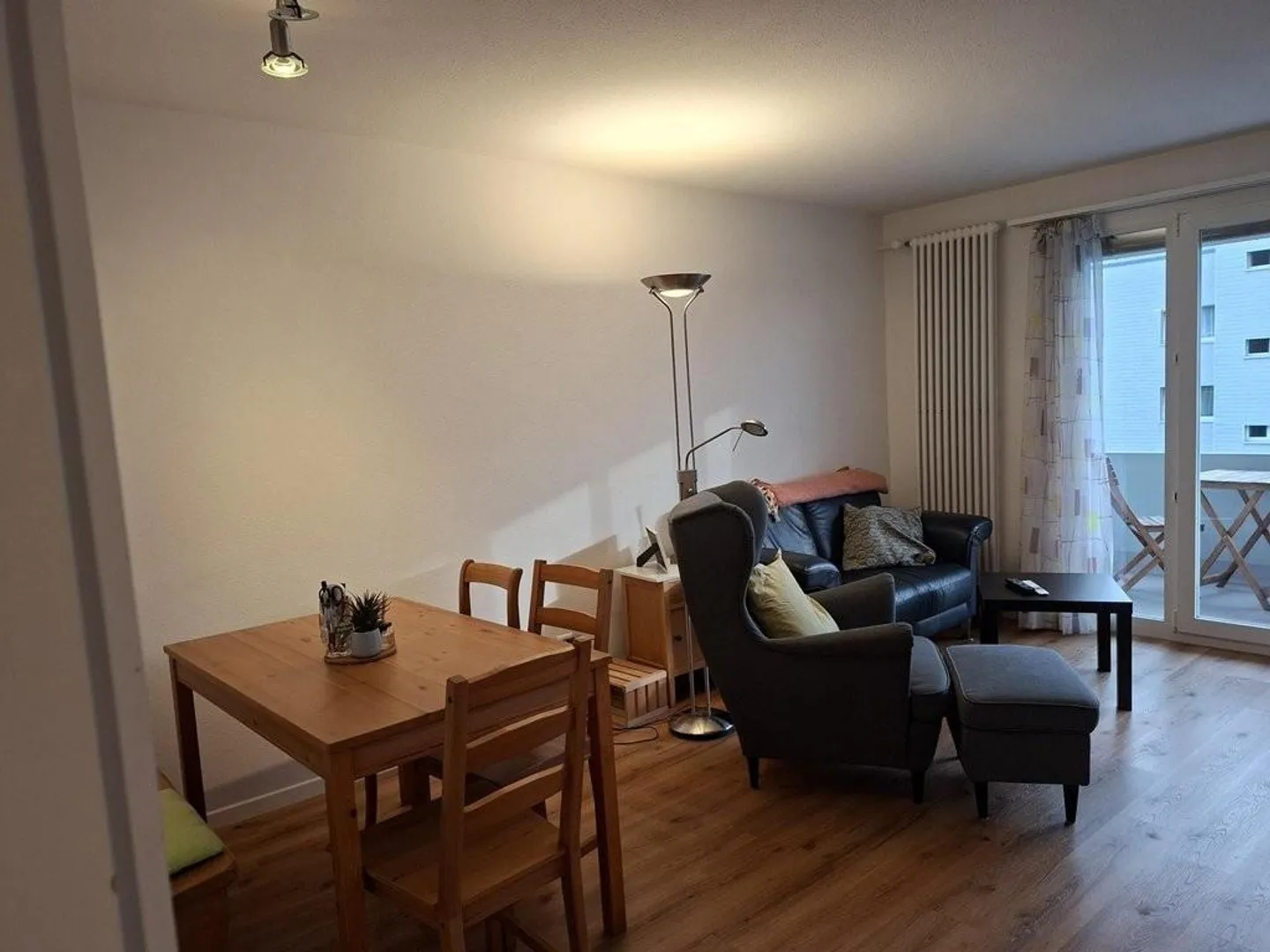 Appartamento accogliente di 3,5 stanze in una posizione comoda - Foto 5 di 8