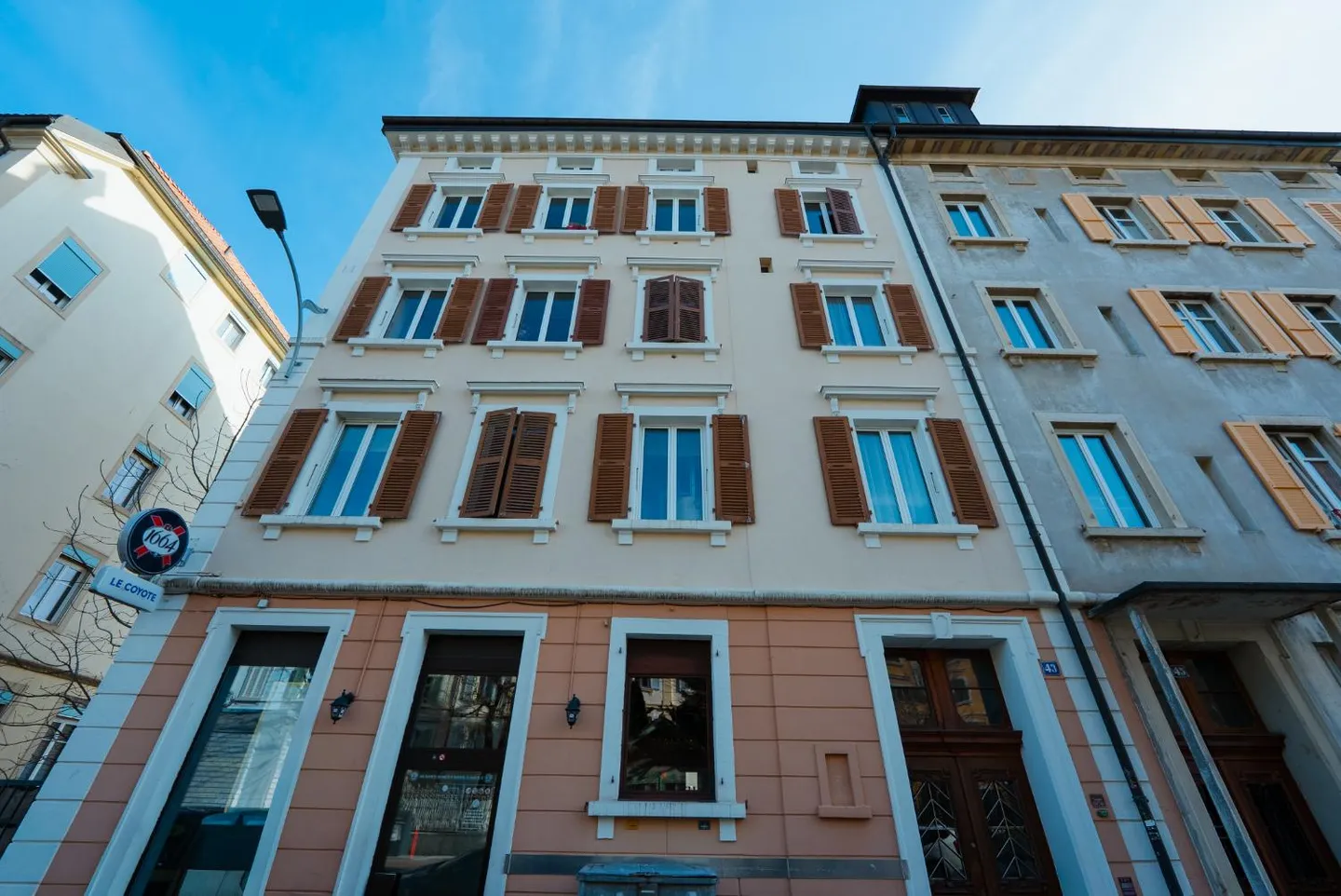 Edificio misto - Foto 1 di 6