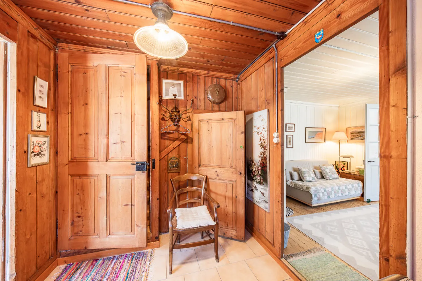 Charaktervolles Dorfhaus zwischen Bulle und Gstaad - Foto 9 von 13