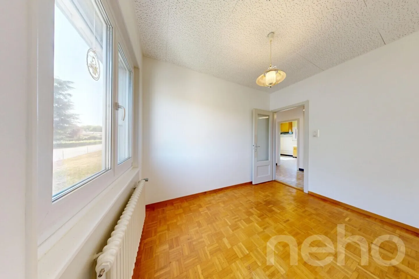 Charming individual villa on a plot of 1,297 m2 - Photo 9 of 12