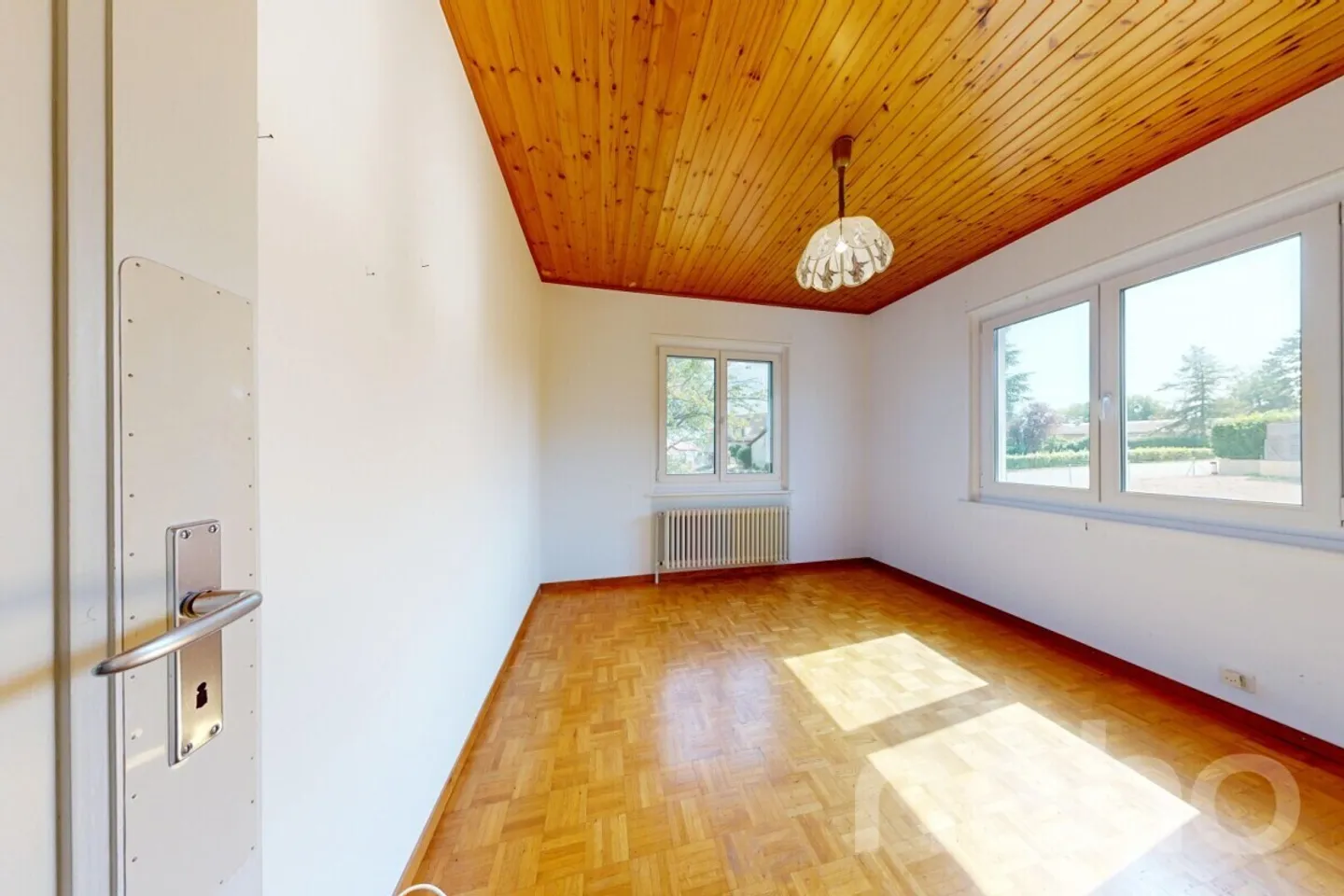Charming individual villa on a plot of 1,297 m2 - Photo 12 of 12