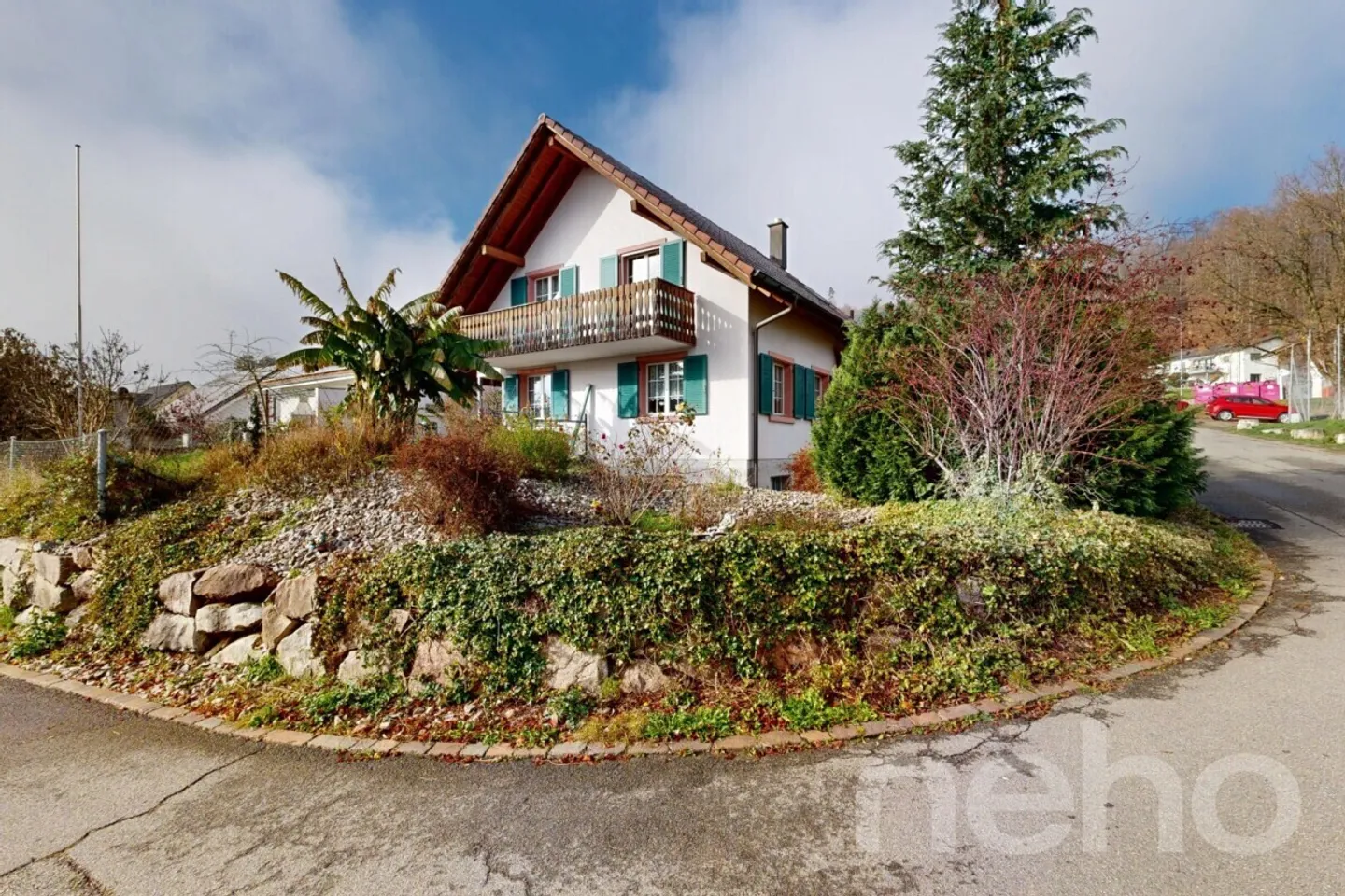 Single house for sale - Photo 1 of 11