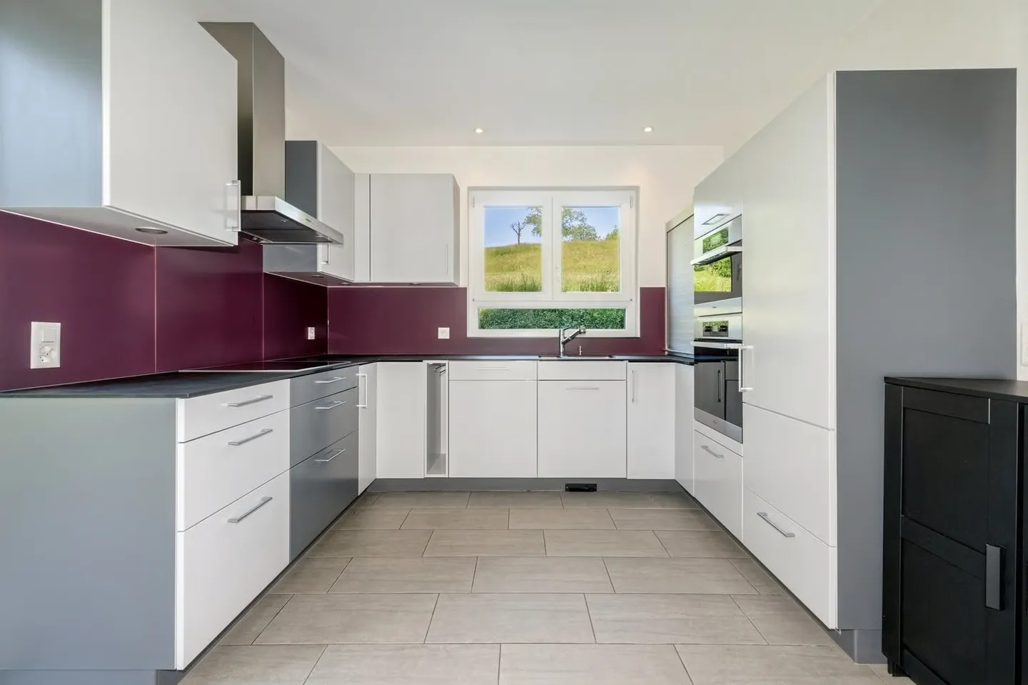 Casa unifamiliare di 5,5 locali a Hüntwangen - Foto 3 di 12