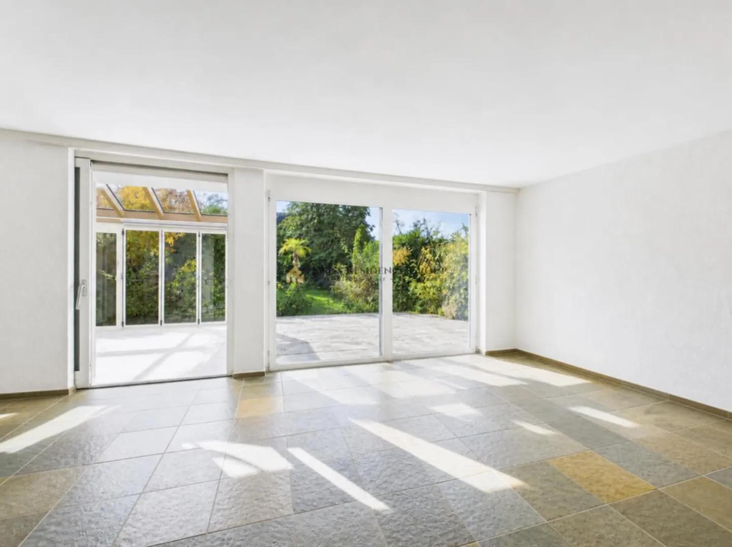 Maison de rêve ensoleillée sur la Côte d'Or - spacieuse maison de rangée de 5,5 pièces... - Photo 4 sur 23