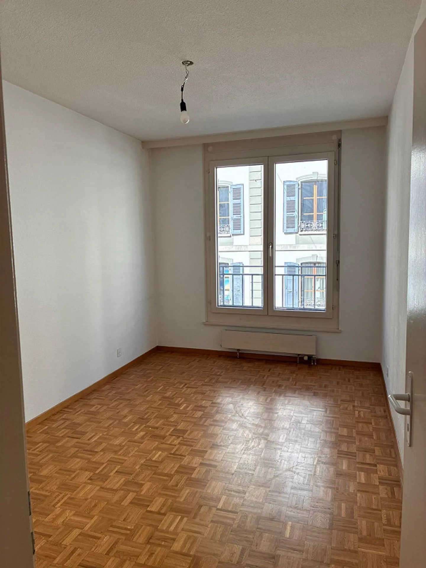 4-room apartment near Cornavin station - Photo 5 of 9