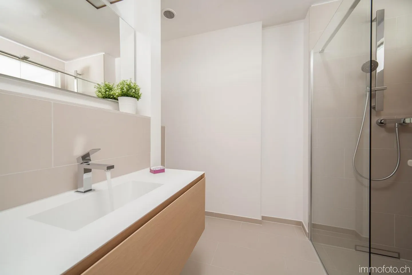 Appartement exclusif de 3,5 pièces avec vue imprenable - Photo 7 sur 13