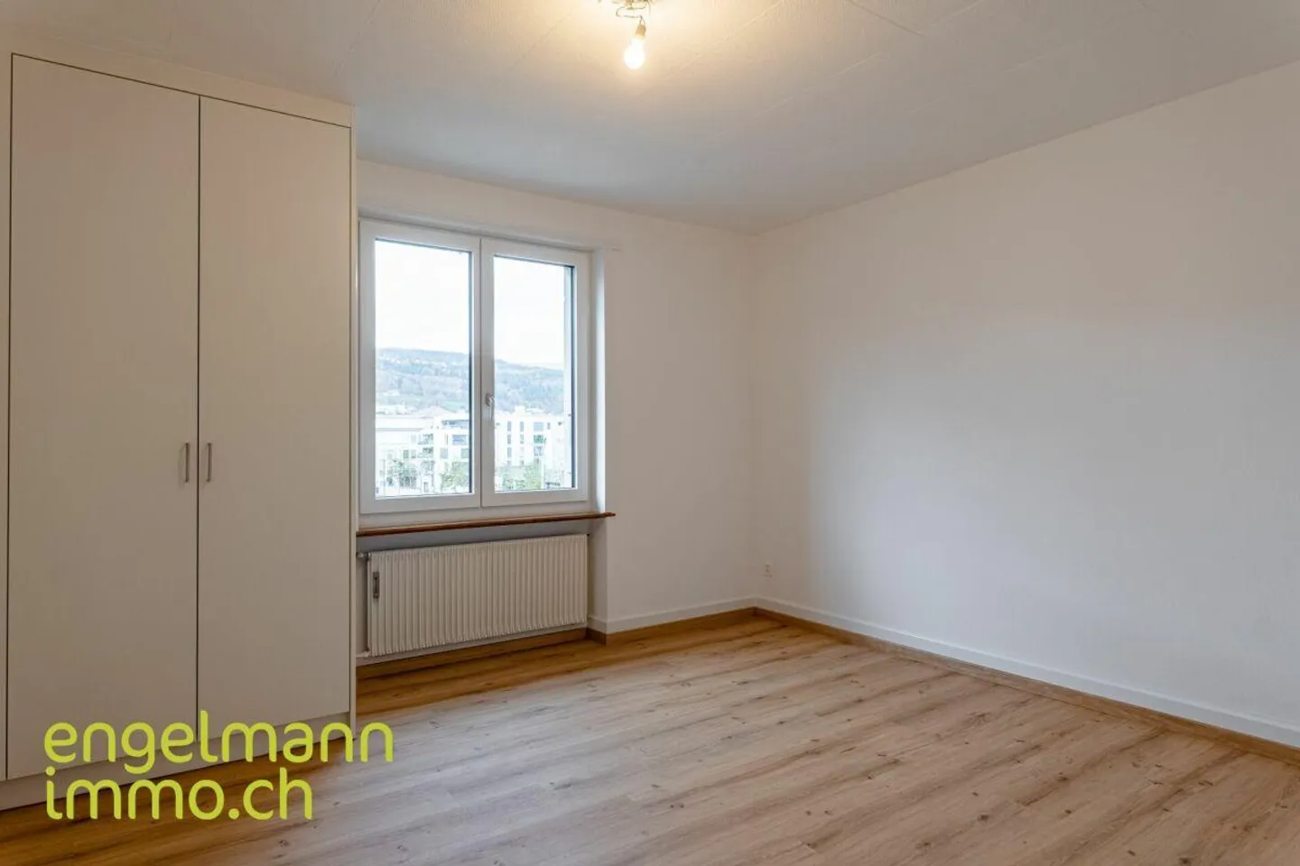 Appartamento ristrutturato con balconi - Foto 3 di 7