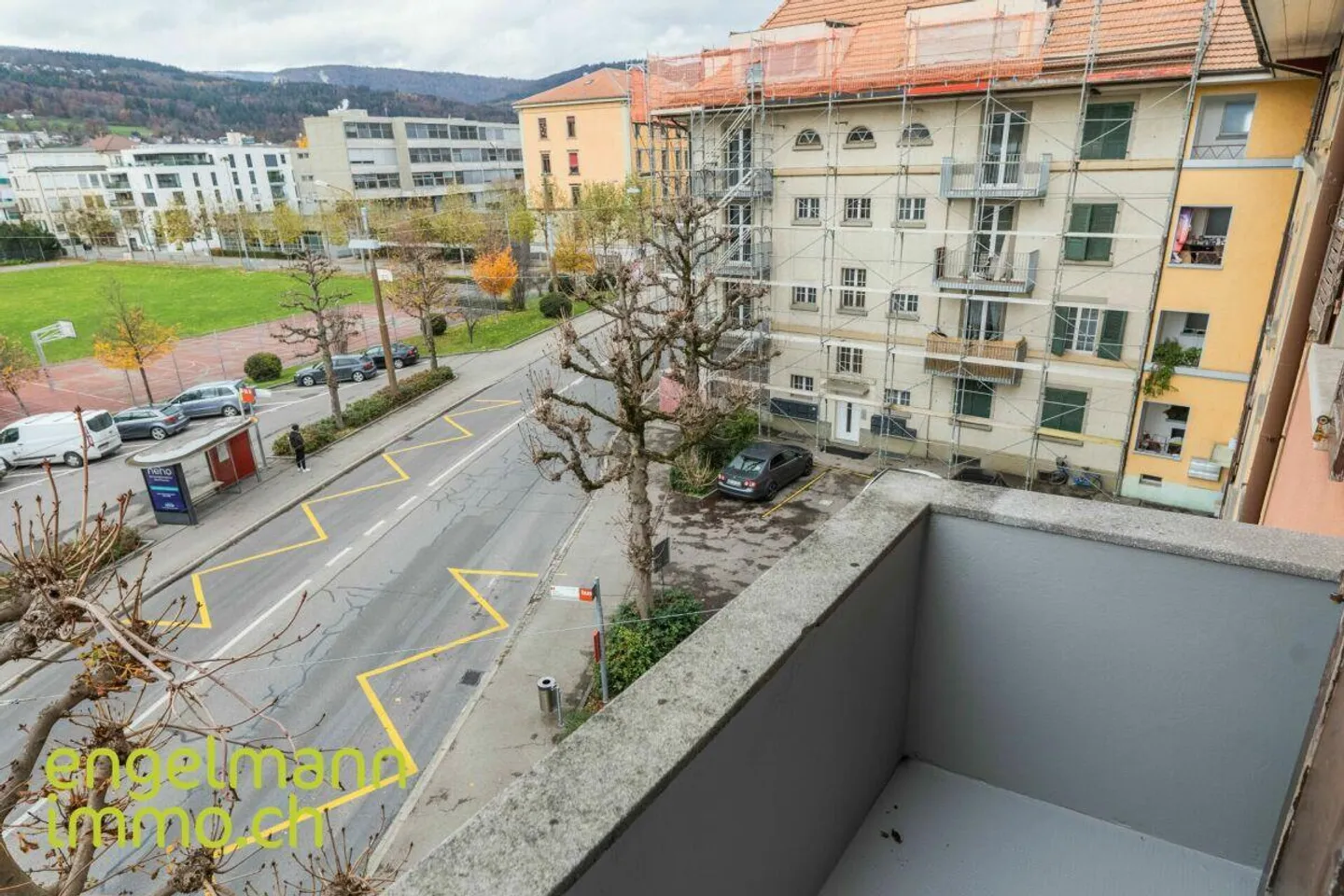 Appartamento ristrutturato con balconi - Foto 6 di 7