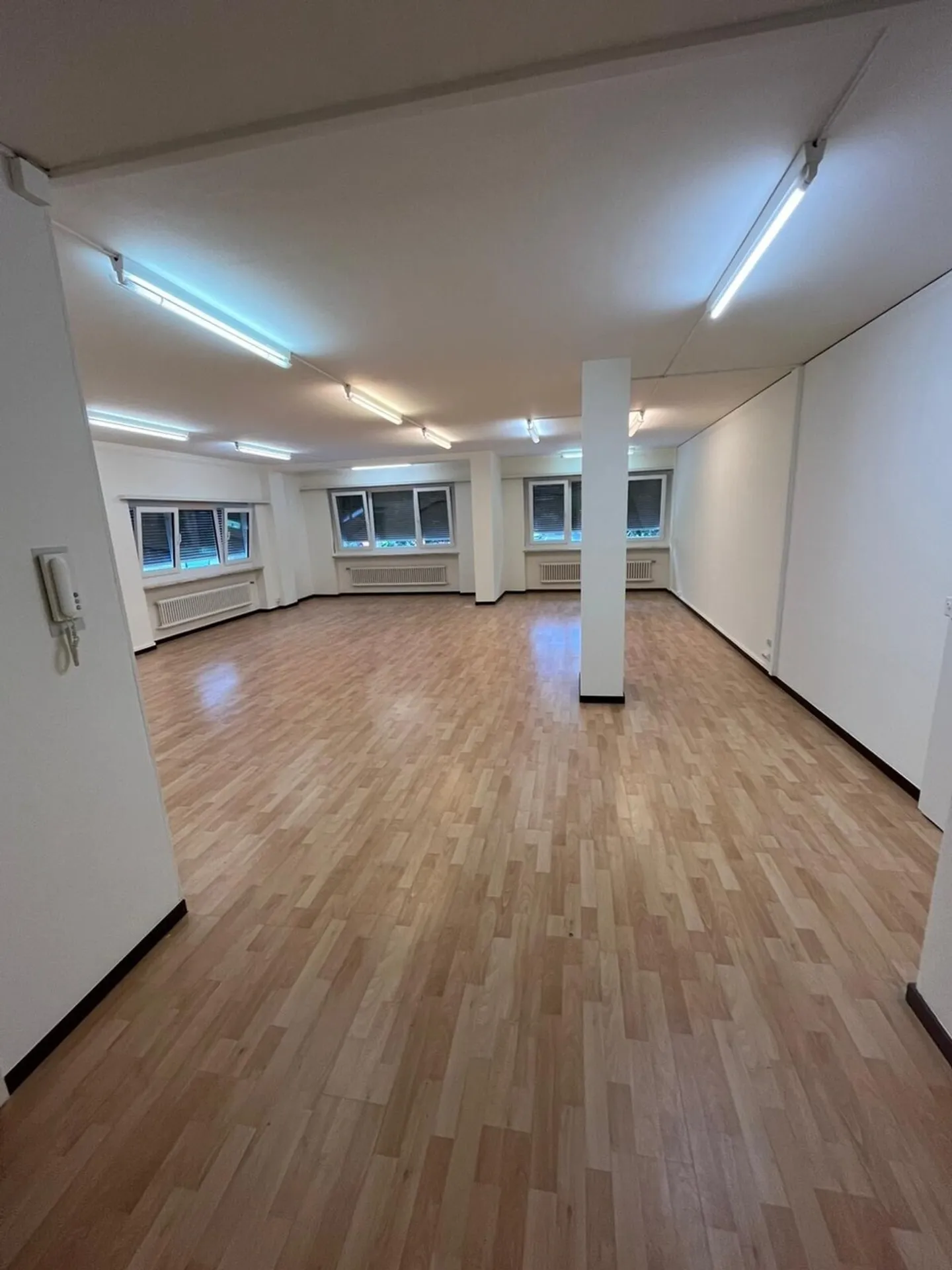 Ufficio rinnovato a Locarno - Foto 2 di 4