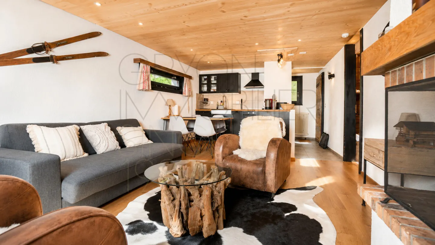Chalet Charmant avec Vue - Photo 3 sur 9
