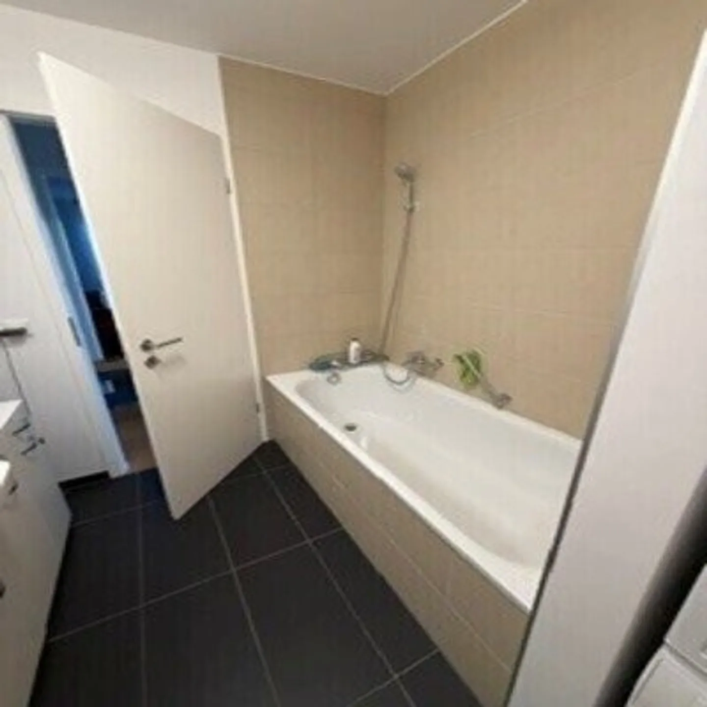 Modernes Apartment in Prilly - Foto 10 von 11