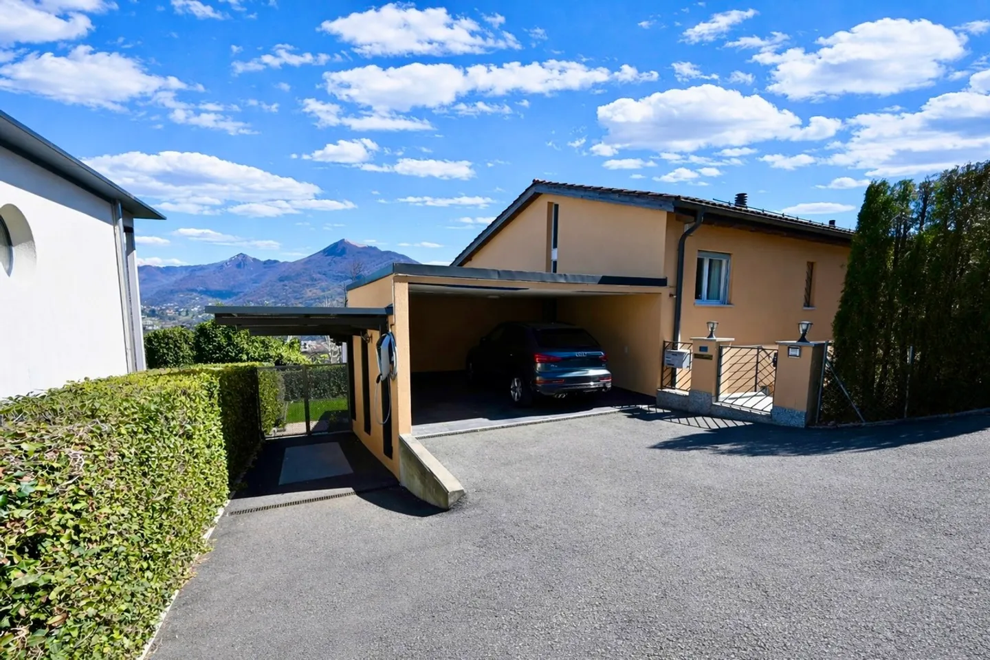 Elegante Villa mit Seeblick - Foto 27 von 27