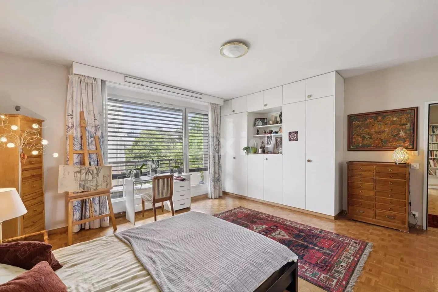 Spacious apartment with a view of Mont-Blanc - Photo 4 of 5