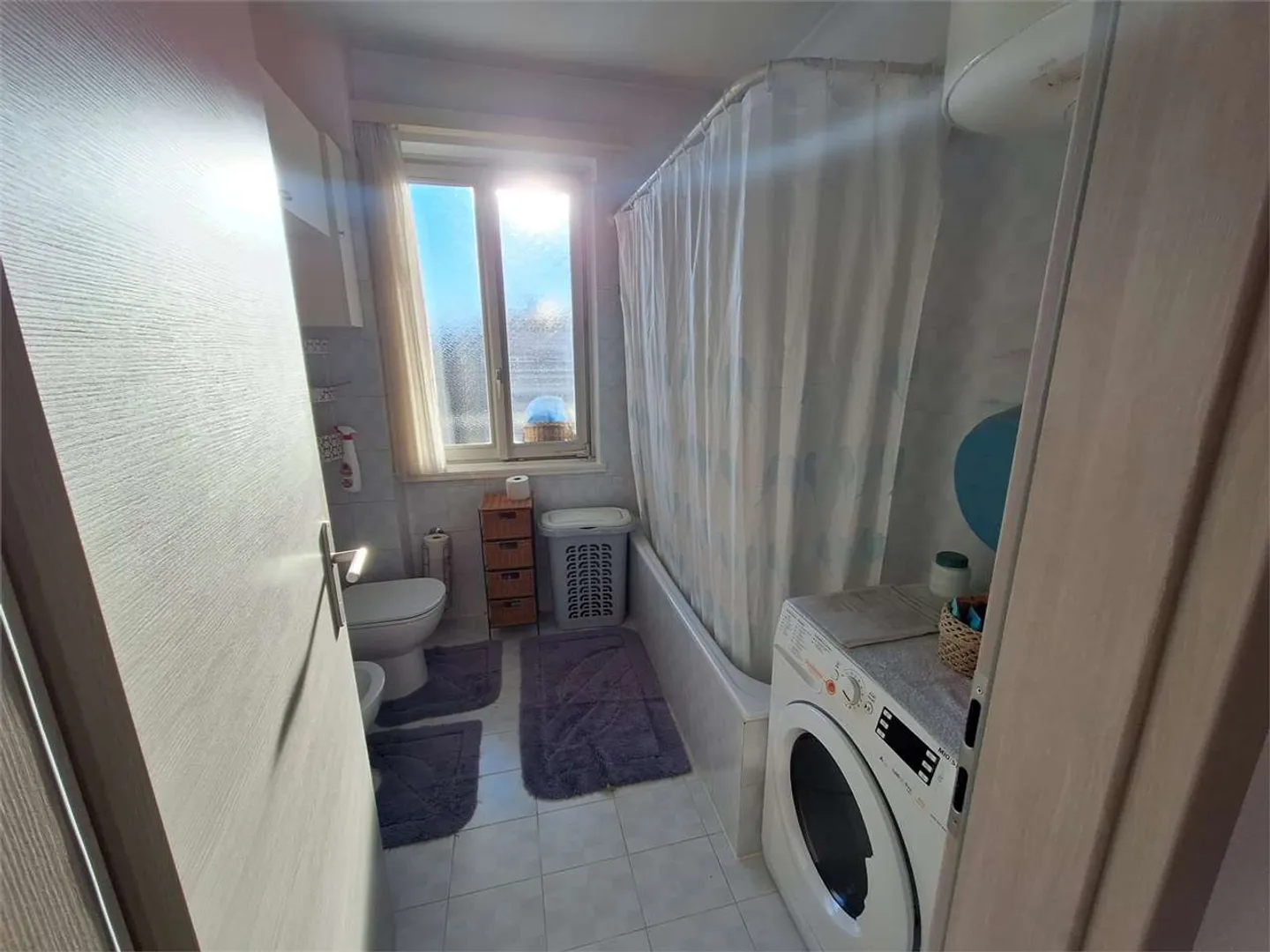 Charming Detached Apartment - Photo 17 of 20