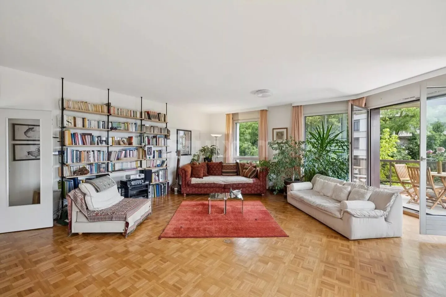 Spacious apartment with a view of Mont-Blanc - Photo 5 of 5